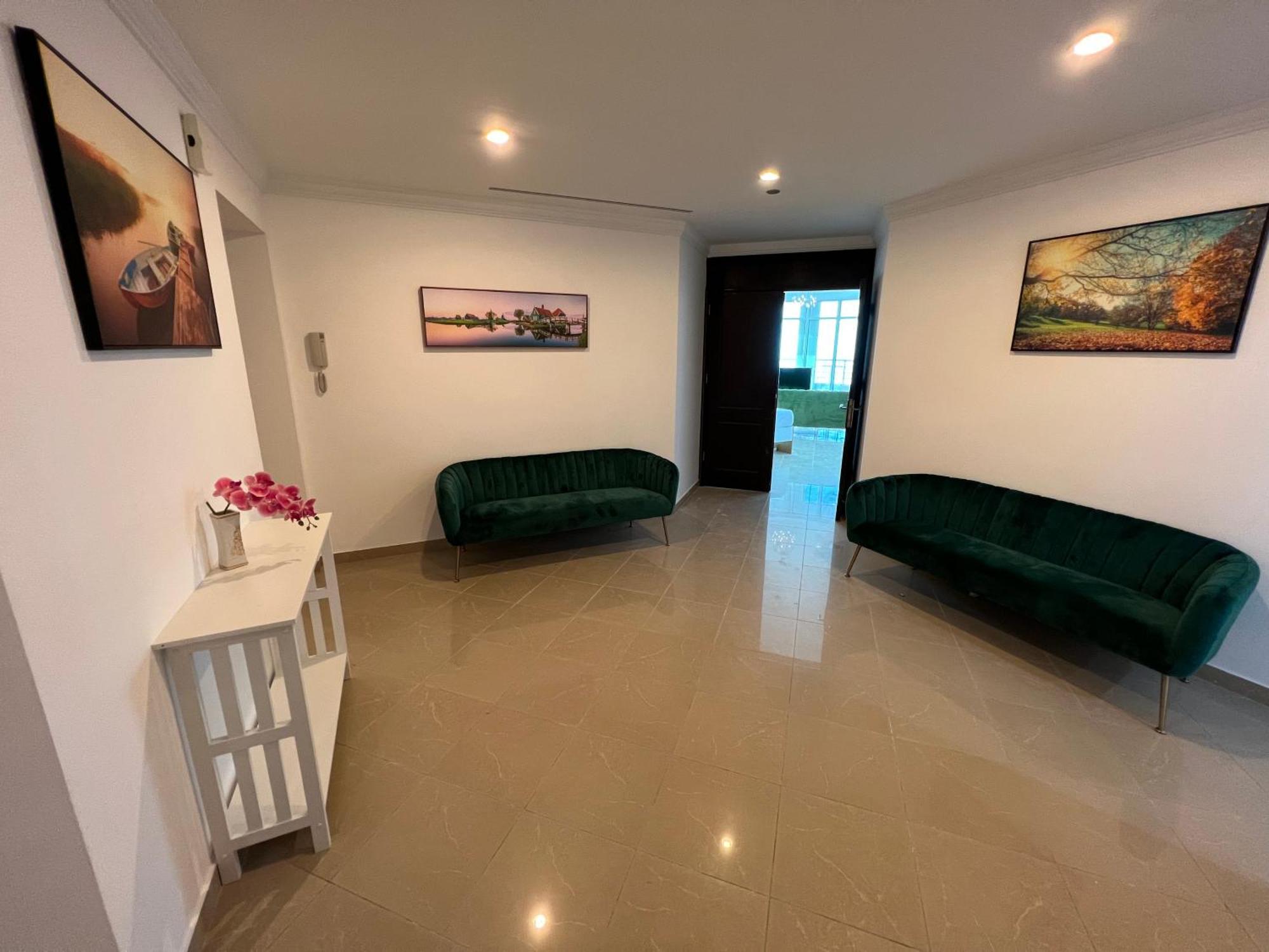 Homestay Marina Crown Tower For Girls *